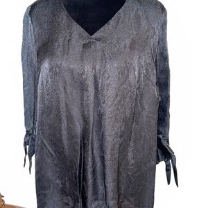 🌞 Brina and Em, very light snakeskin print, L